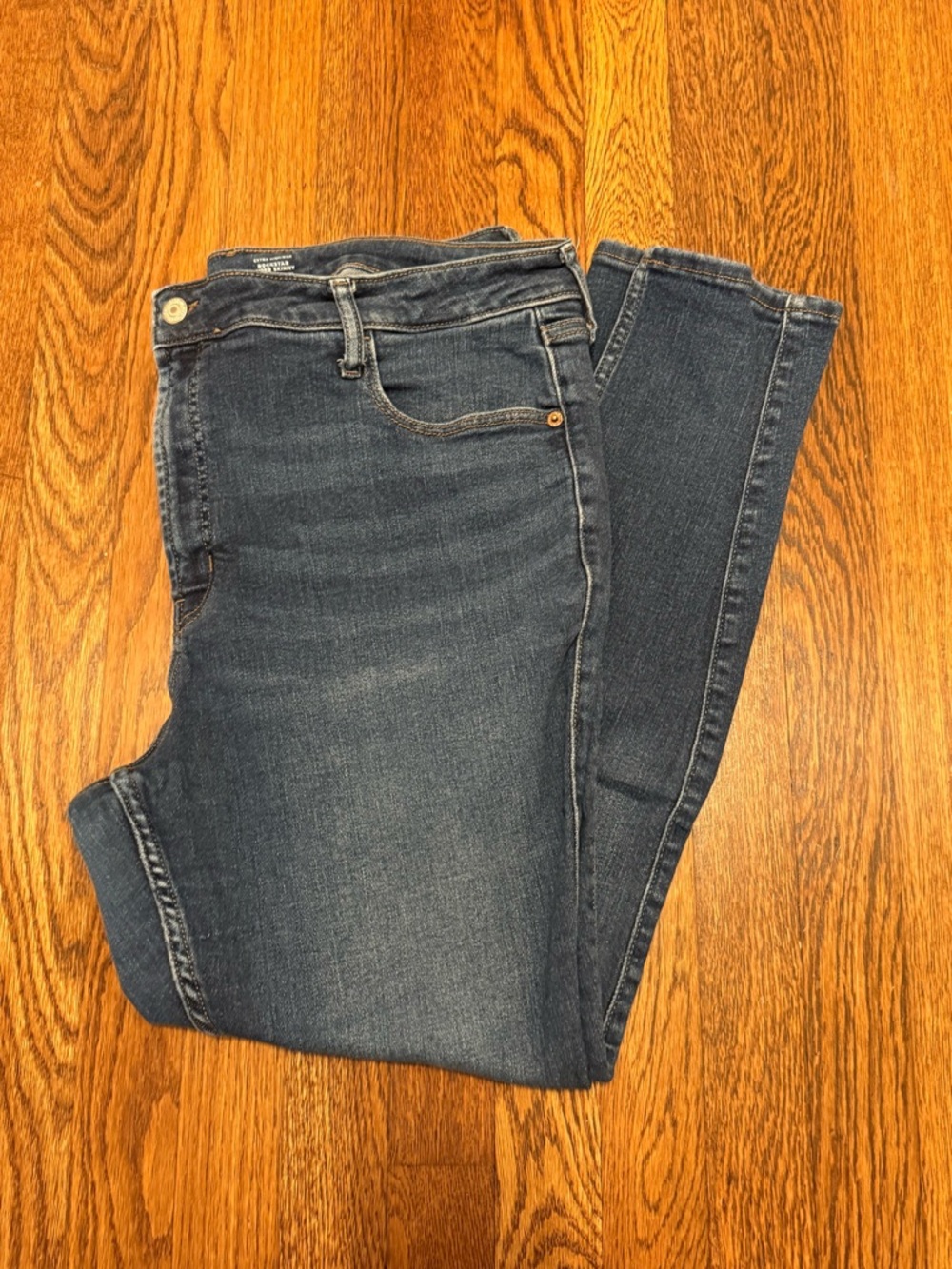 Old Navy Womens Extra High Rise Rockstar Super Skinny Jeans size 18